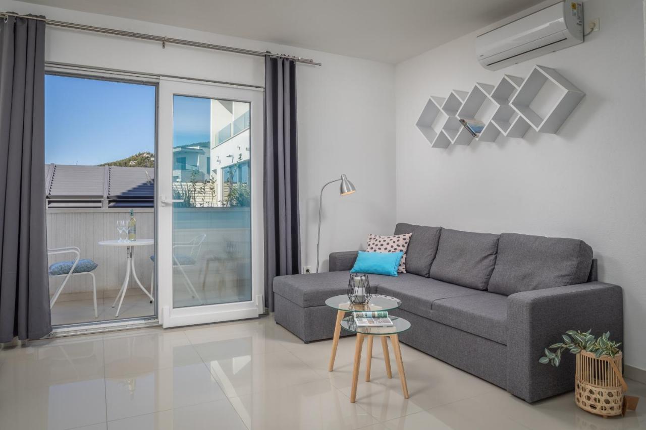 Apartment Ana Makarska Bagian luar foto